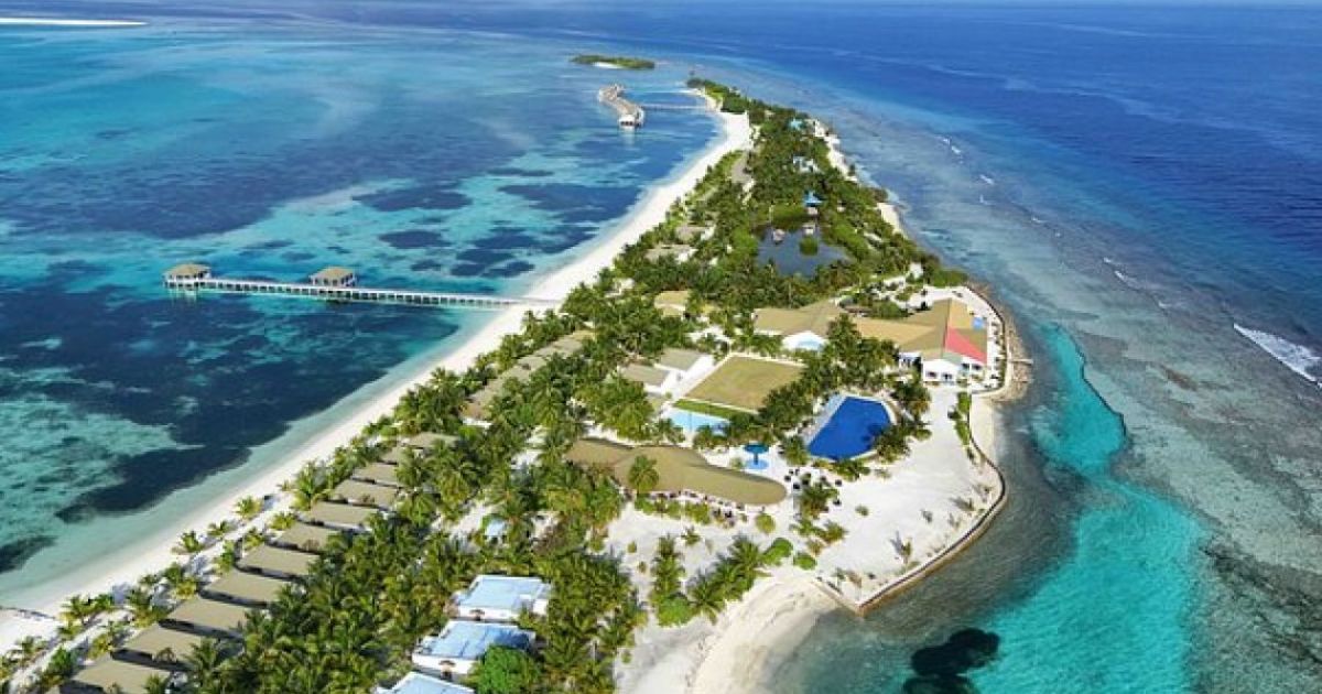 ޓީޗަރަކު ދަރިވަރެއްގެ ބޮލުގައި ޖެހި މައްސަލައެއް ބަލަނީ