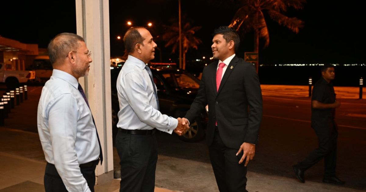 ރަސްމީ ދަތުރުފުޅެއްގައި ނައިބު ރައީސް ހަވާއީއަށް ފުރާވަޑައިގެންފި