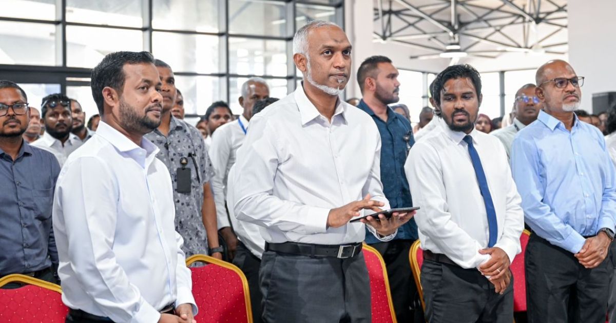ރައީސް، މުލީ އެއާޕޯޓު ރަސްމީކޮށް ހުޅުއްވައިދެއްވައިފި