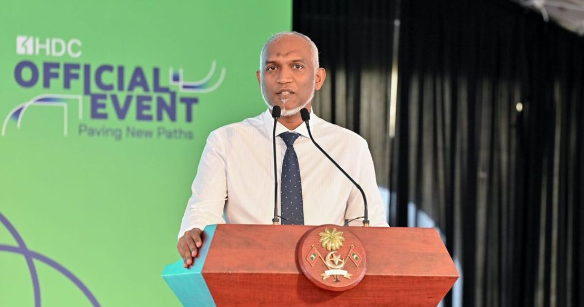 ރައީސްގެ އަމާޒަކީ ހުޅުމާލެ ފައިނޭންޝަލް ކެޕިޓަލަކަށް ހެދުން