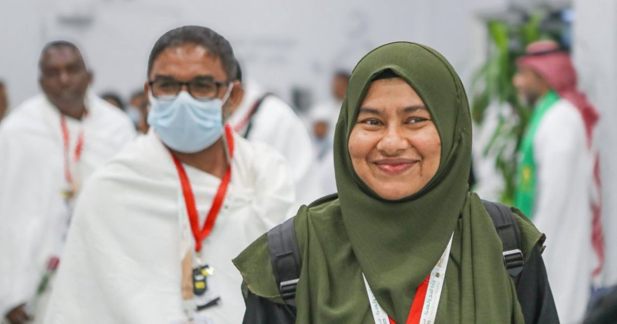 ޙައްޖުވެެރިންގެ ލަގެޖު 2 ގަޑިއިރު ތެރޭ ހޮޓަލަށް