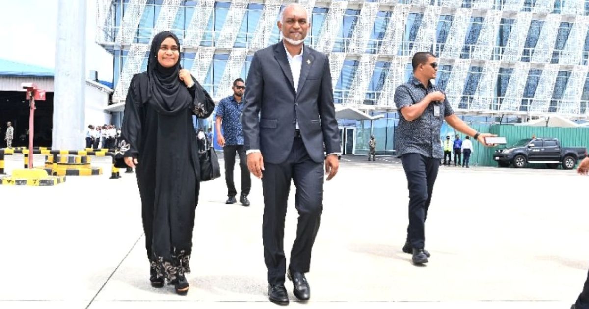 ރައީސްގެ ދެކަނބަލުން ޙައްޖަށް ވަޑައިގަންނަވަނީ