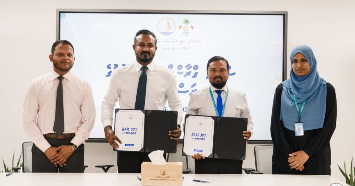 ކުޅުދުއްފުށި ކޮންމެ ސްކޫލަކަށް ކައުންސިލްގެ ފަރާތުން 100،000ރުފިޔާ