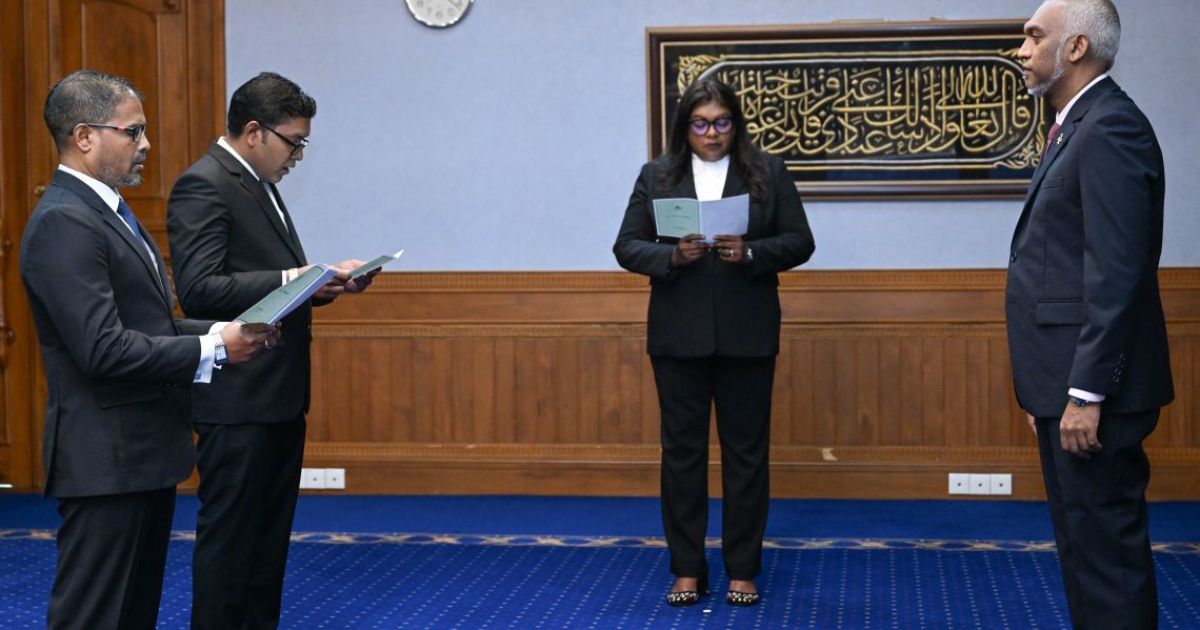 ސުޕްރީމް ކޯޓުގެ ފަނޑިޔާރުކަމުގެ މަޤާމަށް ދެބޭފުޅަކު ޢައްޔަންކުރައްވައިފި