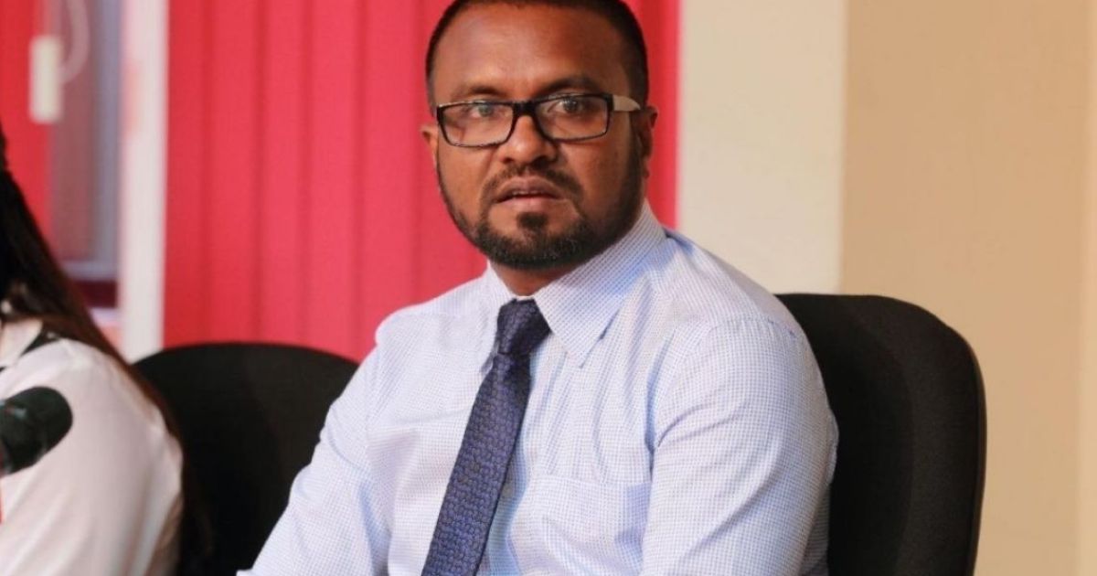“ބާރީއާއި ގުޅުވައި ފިތުނަ ނުއުފައްދައި މަޢާފަށް އެދޭ!