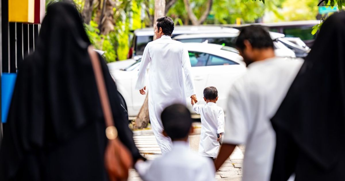 ކުޑަކުދިންގެ ޙައްޤުތައް ރައްކާތެރިކުރުމުގައި އެންމެ ބޮޑުދައުރަކީ މައިންބަފައިން