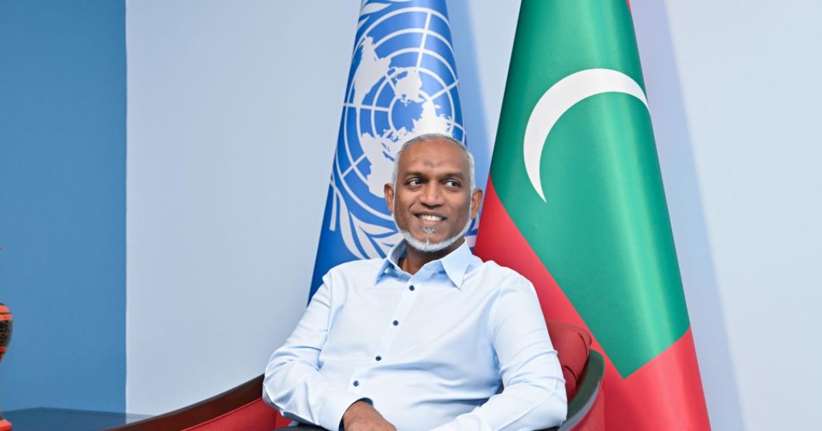އެމެރިކާގެ މިނިވަން ދުވަހުގެ ތަހުނިޔާ ރައީސް ފޮނުއްވައިފި