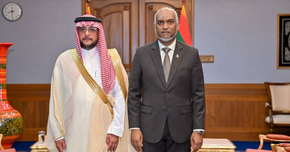 ސަޢޫދީގެ އައު ސަފީރުގެ ފަތްކޮޅު ރައީސްއަށް އަރުވައިފި