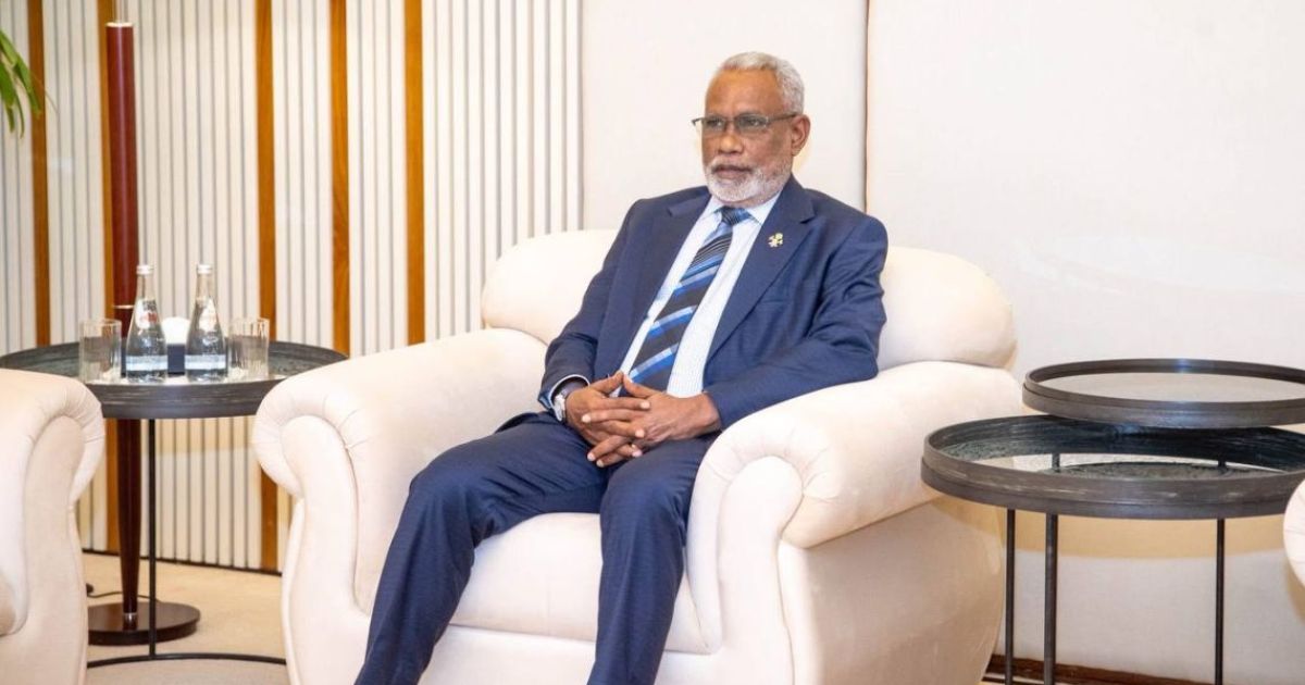 މަޖިލިސް ރައީސް ސްވިޒަލޭންޑުން ރާއްޖެ ވަޑައިގެންފި!