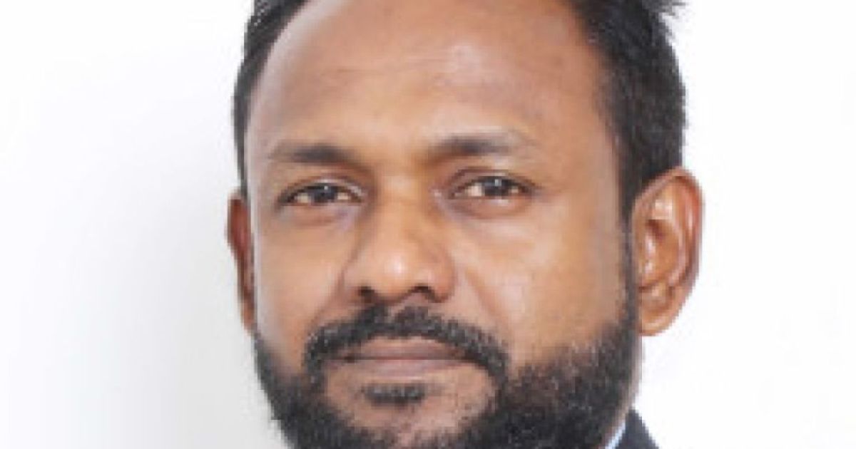 ޝަހީދުގެ ނަން އަނބުރާ ނަގައިފި