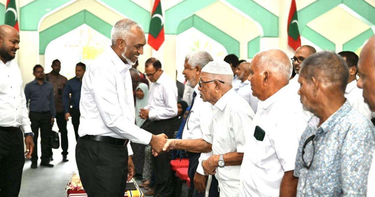 ގައުމިއްޔަތަށް ހިދުމަތް ކުރުމުގެ ހާއްސަ ޝަރަފު އުތީމަށް