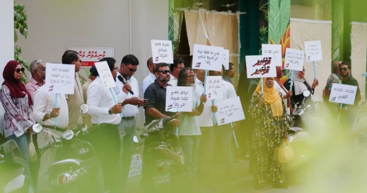އެމްޑީޕީން ފިނޭންސް މިނިސްޓަރާ ބައްދަލުކުރަން ހަމަނުޖެހުން ހިންގައިފި
