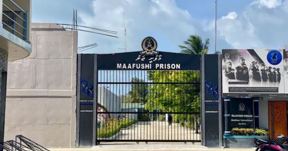 ފުލުހުން ހިންގި އޮޕަރޭޝަންގައި 33 ފޯނު އަތުލައިގެންފި