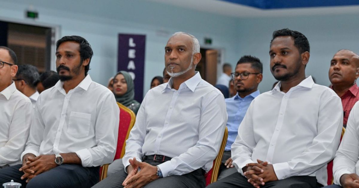 ރާއްޖޭގެ ހުރިހާ އަތޮޅެއްގައި އައިޑީކާޑުގެ ހިދުމަތް ފަށައިފި