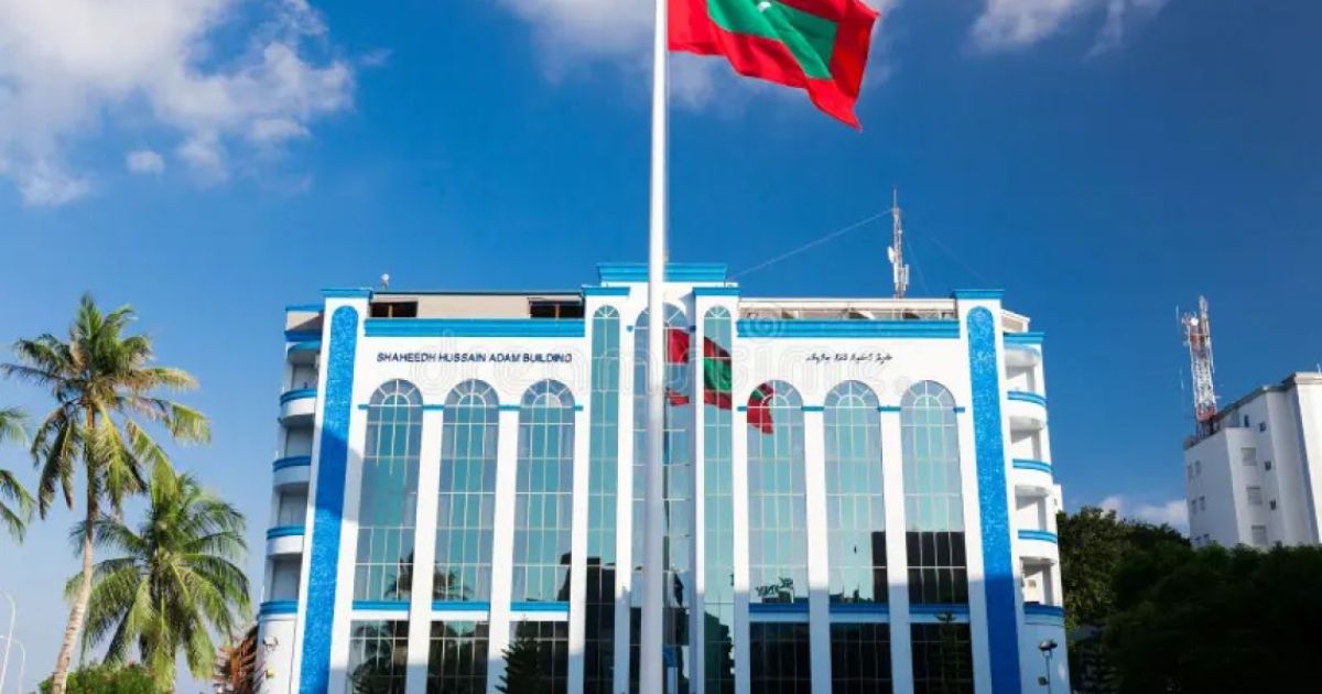 "ފުލުހުންނަށް ނަފްރަތު އުފައްދާނަމަ ހަރުކަށި ފިޔަވަޅު އަޅާނަން"