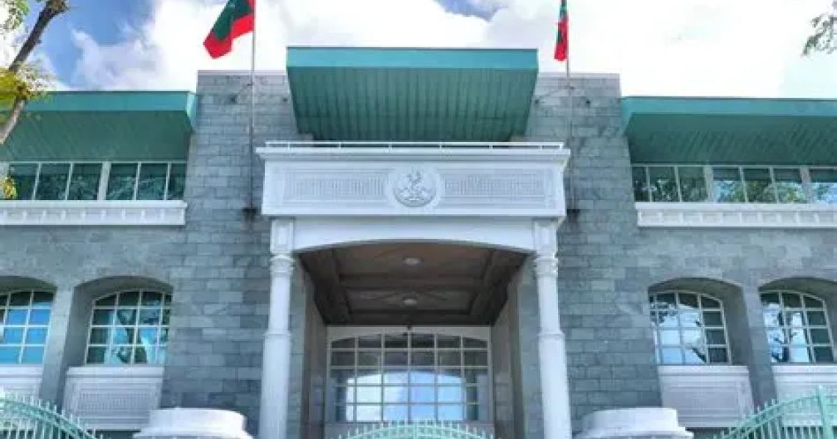 ނޮވެމްބަރު 2ވަނަ ދުވަހަކީ ސަރުކާރު ބަންދު ދުވަހެއް