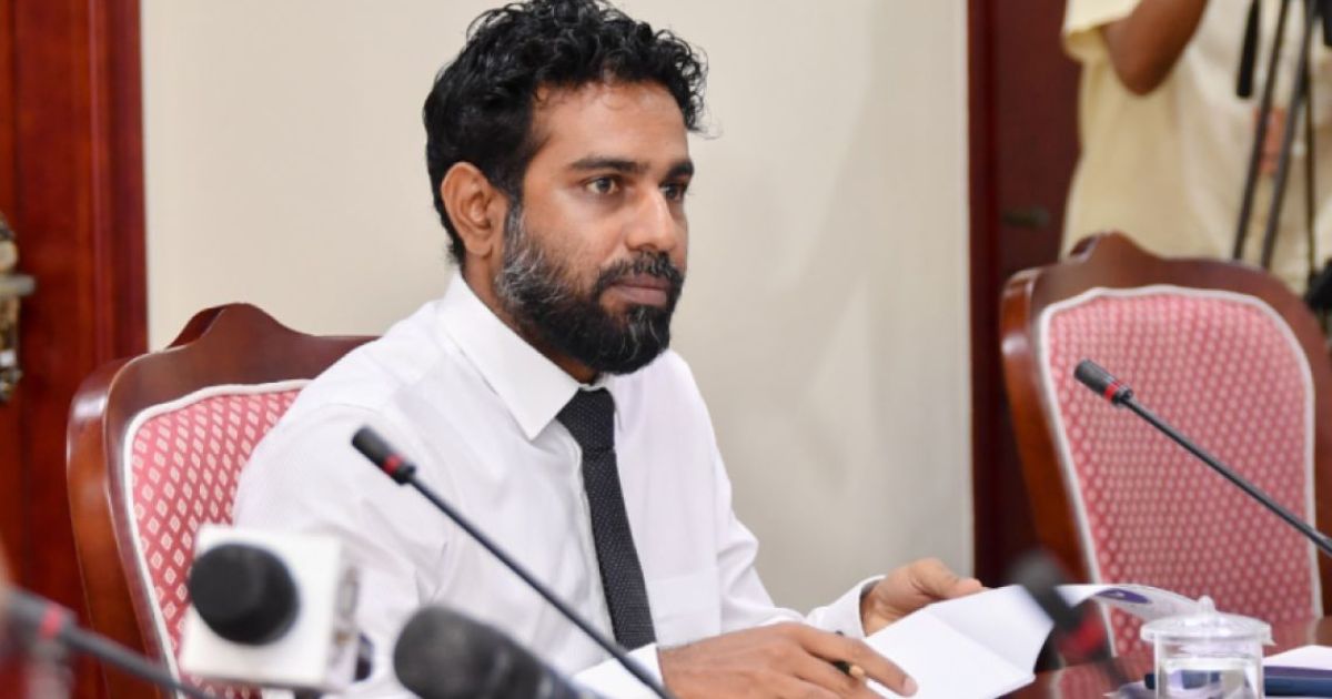 ރިޒާ އިސްތިއުފާ ދެއްވުމުން ޖޭއެސްސީއަށް ހުސްނީ މުބާރިކް
