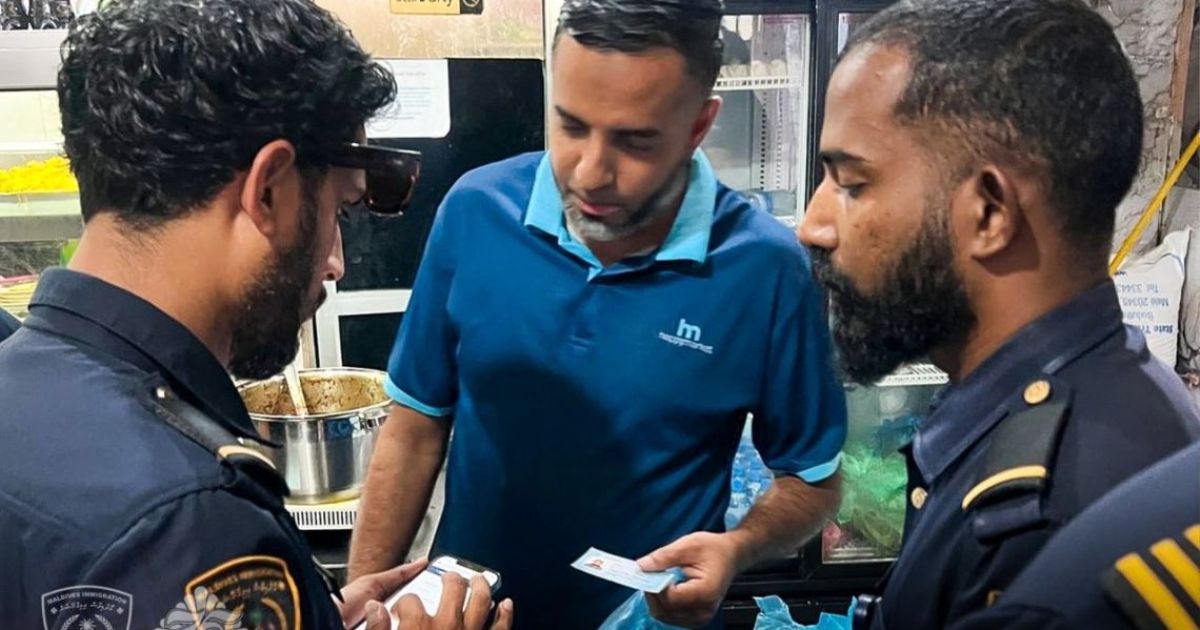 ގަވާއިދާ ހިލާފަށް އުޅެމުންދިޔަ ބިދޭސީންތަކެއް އިމިގްރޭޝަނުގެ ބެލުމުގެދަށަށް