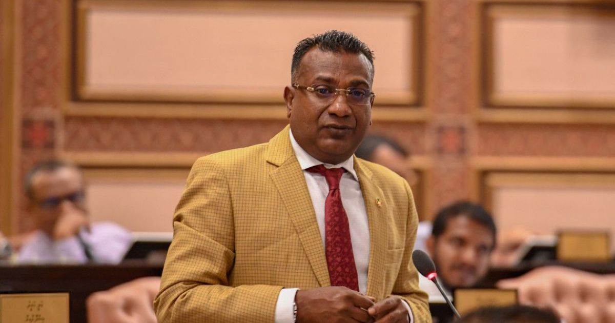 ޖާބިރުގެ ތާއީދު ރައީސް ޑރ. މުޢިއްޒު އަށް