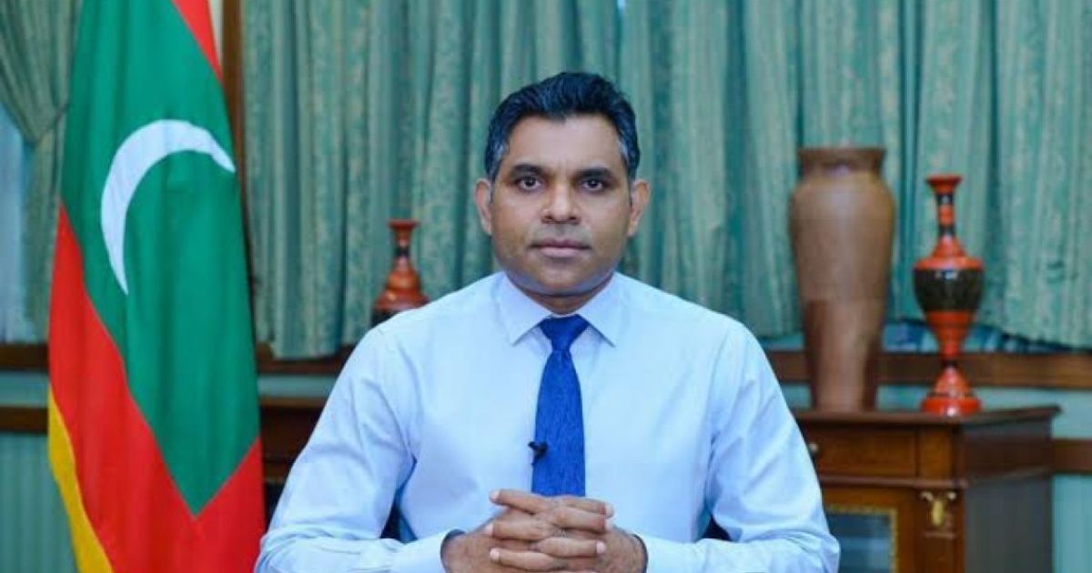 އިނާޔަތް ލިބޭނެ ނައިބުރައީސަކީ ފައިސަލް އެކަނި