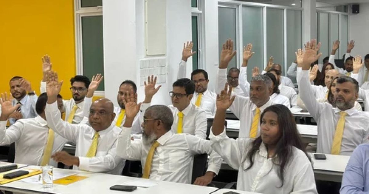 އެމްޑީޕީގެ ހާލަތު ގޯސްވެ ވަގުތީ ޗެއާޕާސަނެއް އިންތިހާބުނުކުރެވުނު