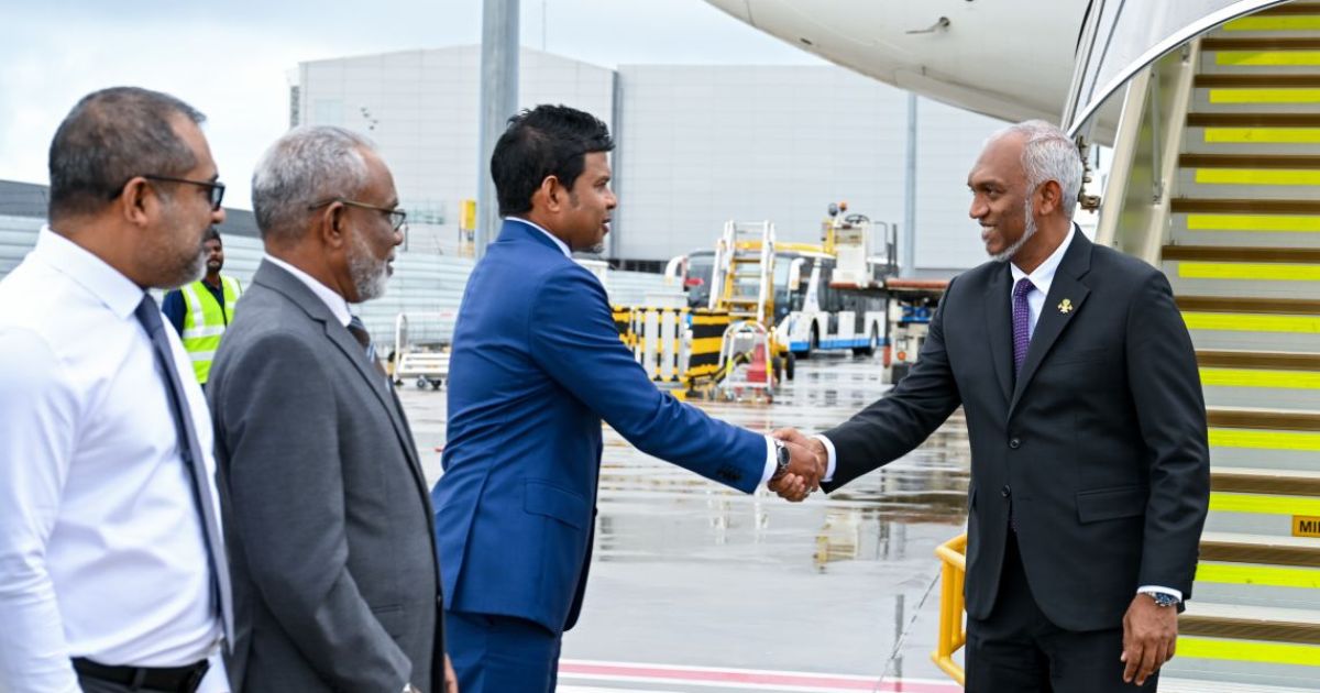 އިނގިރޭސިވިލާތުގެ ދަތުރު ނިންމަވާލެއްވުމަށްފަހު ރައީސް މާލެ ވަޑައިގެންފި