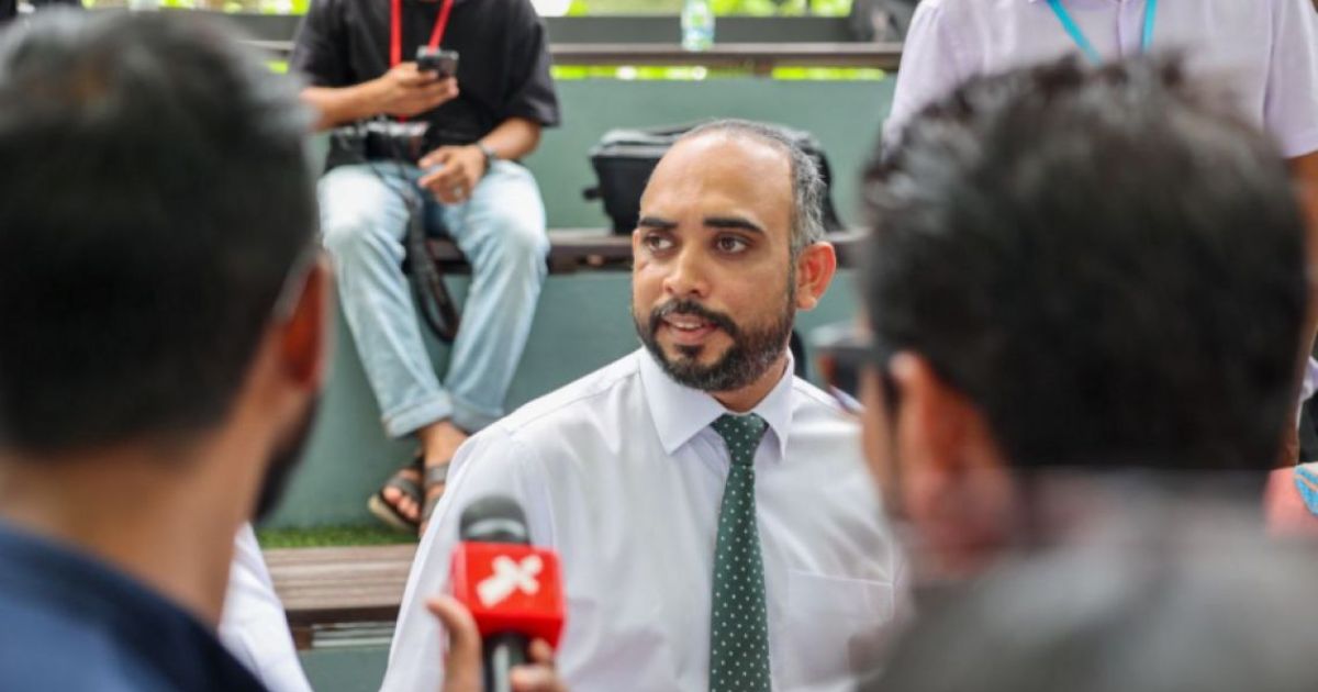 ރައީސް ހައްދަވަނީ ދޮގޭ ބުނުމުން އަސްވާޑުގެ ރައްދެއް