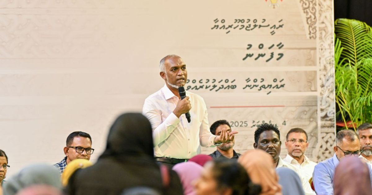 ރައީސް, ހެންވޭރުގެ ރައްޔިތުންނާ މާދަމާ ރޭ ބައްދަލުކުރައްވަނީ