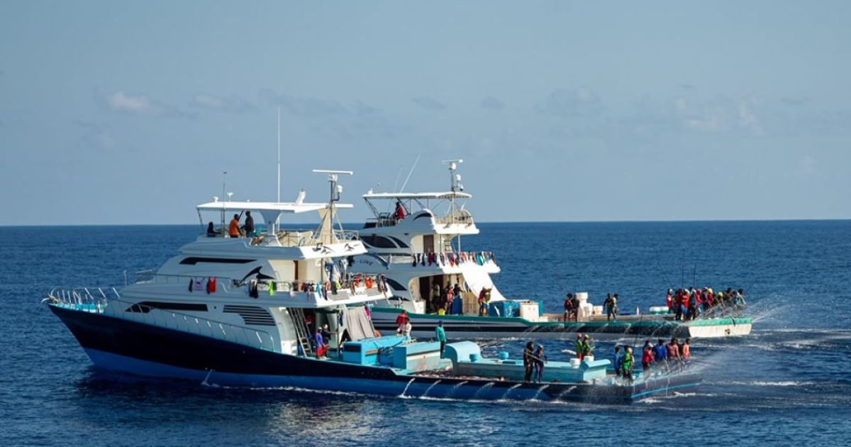 ފަހުގެ ޓެކްނޮލޮޖީގެ މަސްދޯންޏެއް ޑިޒައިންކުރާނެ ބަޔަކު ހޯދަނީ