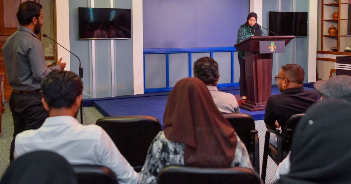 ނޫސްވެރިންނާއި ބްރޯޑްކާސްޓަރުންގެ ސުލޫކީ މިންގަނޑު އާއްމުކޮށްފި