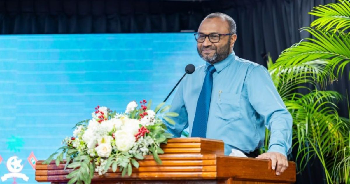 ސްކޫލް ބަންދާ ދިމާކޮށް ގިނަ ބަޔަކު އުމްރާއަށް!