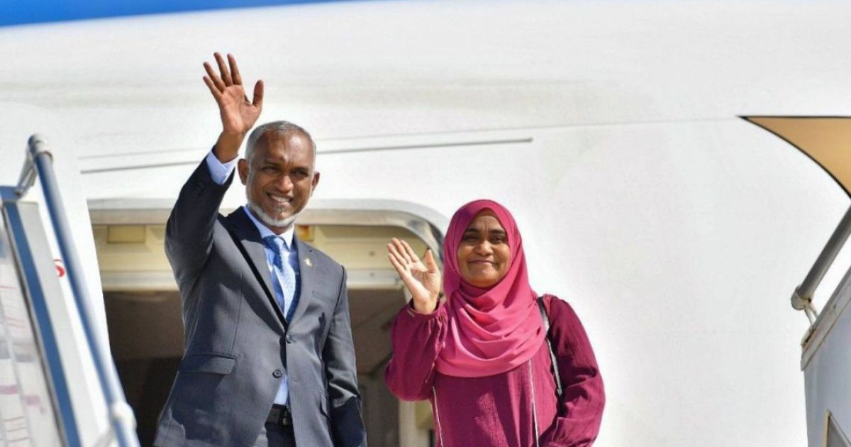 ނުރަސްމީ ދަތުރުފުޅެއްގައި ރައީސްގެ ދެކަނބަލުން ސިންގަޕޫރަށް