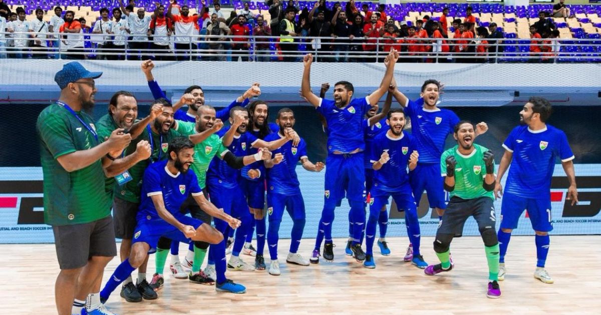 ފުޓްސަލްގައި ކުޑަކުޑަ ރާއްޖެ ސަރަހައްދީ ރަސްކަމަށް! މިއީ ދެއްވަދޫއަށް ލިބުނު ބޮޑު ފަހުރެއް