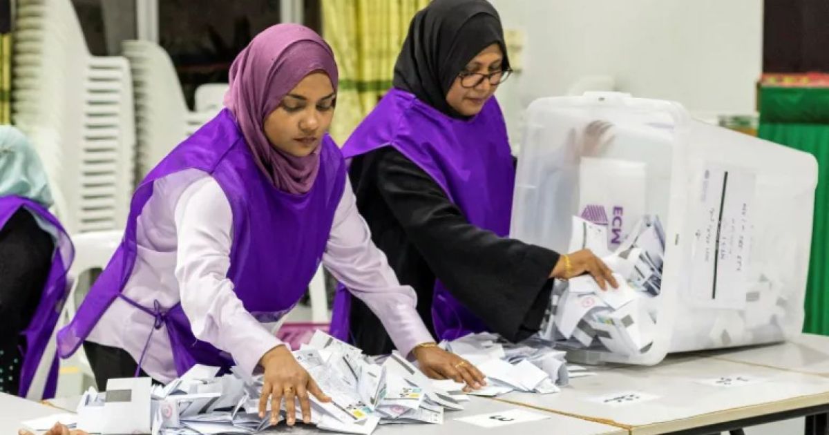 2،000 އަށްވުރެ ގިނަ މީހުންގެ ކެންޑިޑެސީ ބަލައިގަނެފި