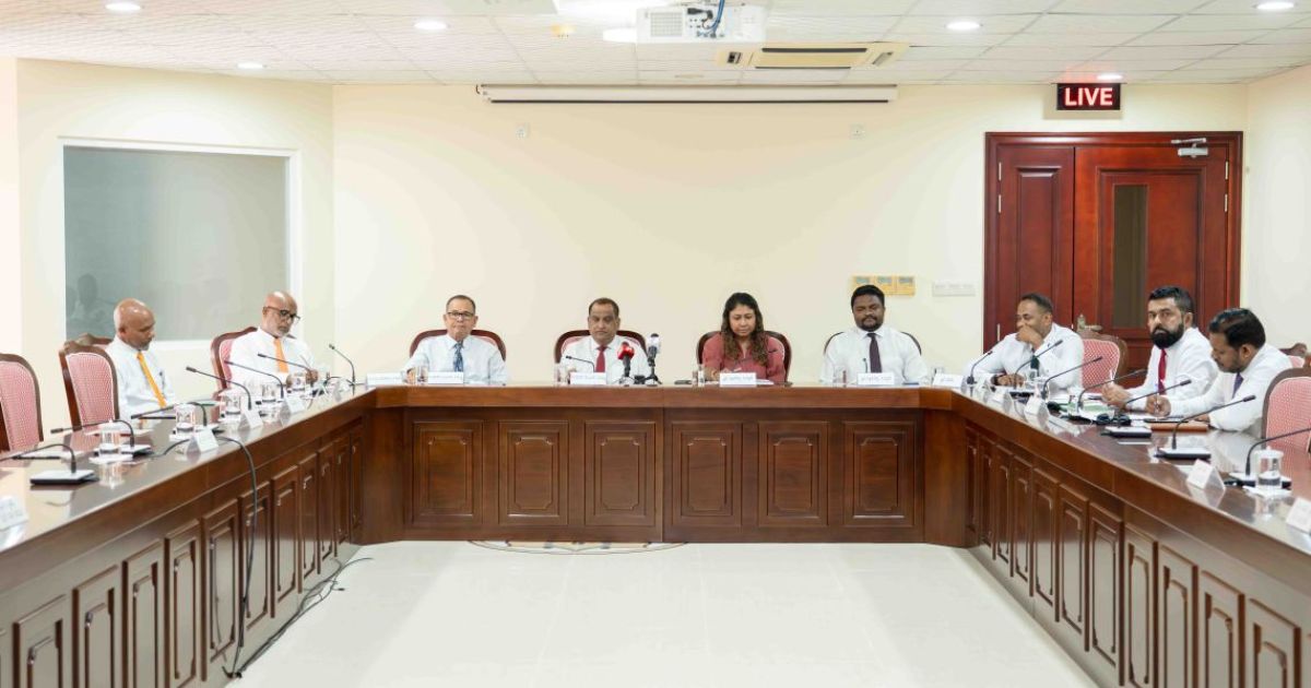 "އިންތިހާބުތަކަށް ހޭދަކުރާ ވަގުތު ކުޑަ ކުރަންޖެހޭ"