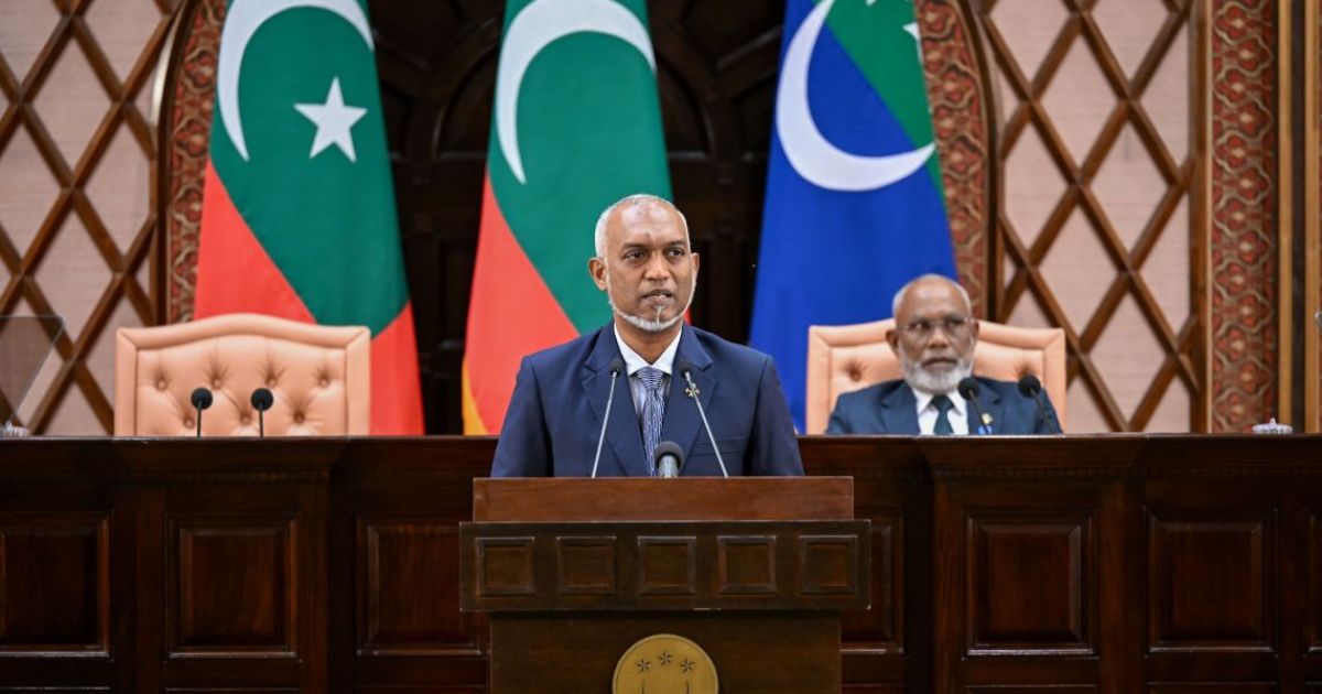 ފަސް ކާފު ހަމަ، ތެދު ހަބަރު ފޯރުކޮށްދޭ ޒިންމާދާރު މީޑިއާއެއް އޮތުމަކީ ރައްޔިތުންގެ ހައްގެއް: ރައީސް