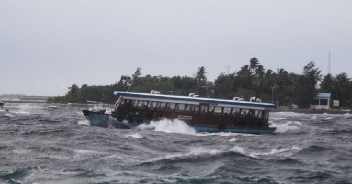 ރ. އަތޮޅުން ފެށިގެން އދ. އަތޮޅަށް ވައިޓް އެލާޓް ނެރެފި