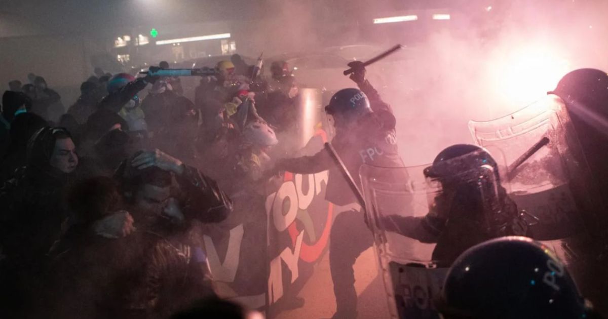 އިސްރާއީލް މީހުން އިޓަލީ އިން ބޭރުކުރުމަށް ގޮވާލައި އިޓަލީގައި ރޭ ބޮޑެތި ހަމަނުޖެހުން ހިންގައިފި