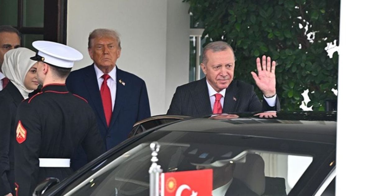 ސީރިއާގެ ވެރިކަން ވައްޓާލައި އެތަން ހިފީ ތުރްކިޔޭއިން - ޓްރަމްޕް