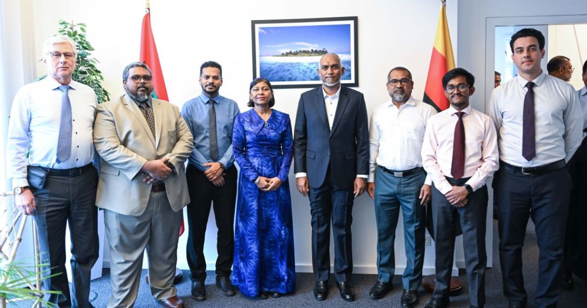 ރައީސް ޖަރުމަނުވިލާތުގައި ހުންނަ ދިވެހި އެމްބަސީއަށް ޒިޔާރަތްކުރައްވައިފި