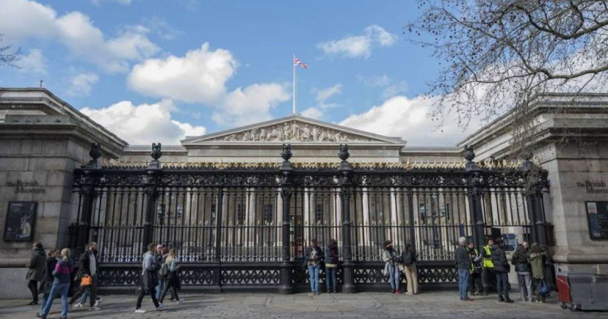 ފަލަސްތީނުގެ ނަން ވެސް އިނގިރޭސިވިލާތުގެ ދާރުލްއާސާރުގައި މަނާކޮށްފި