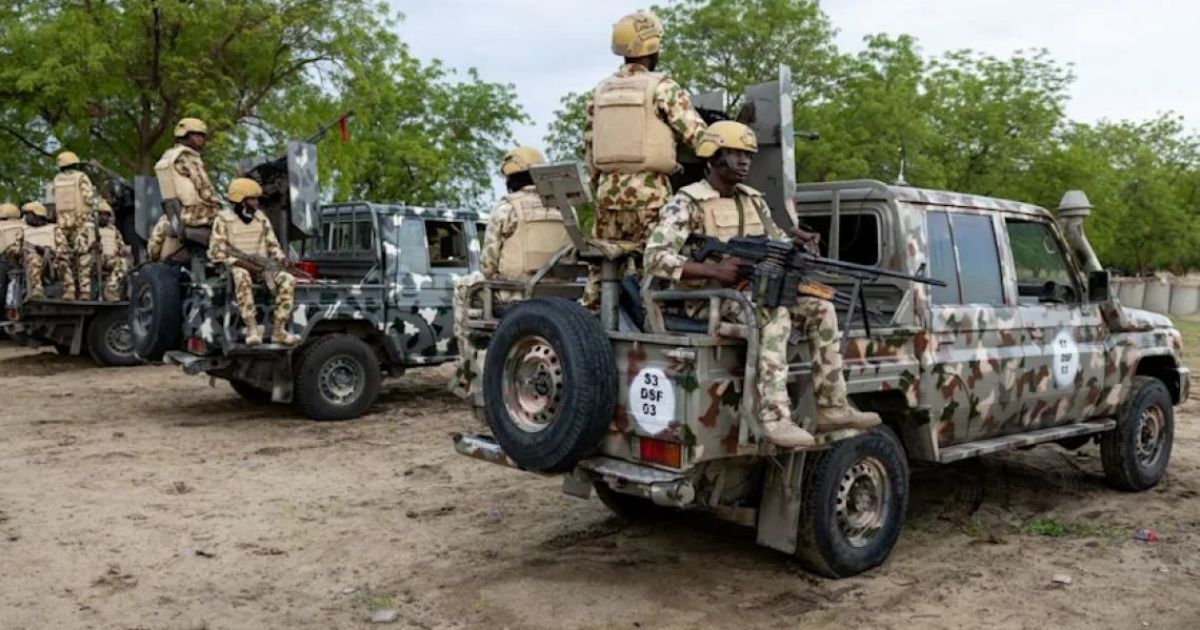 ނިރުނަވެރިންނާއި ދެކޮޅަށް އެމެރިކާއިން ނައިޖީރިއާއަށް 100 ސިފައިން ފޮނުވައިފި