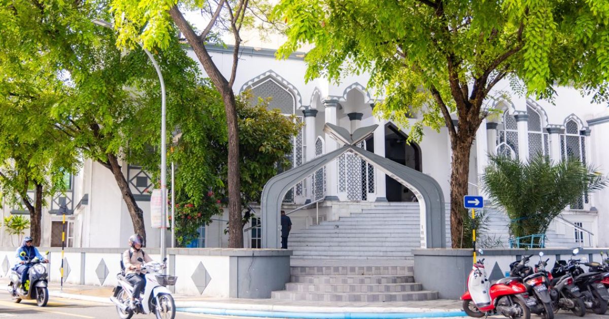 ވައުދުވި ގޮތަށް ބޮޑެތި މިސްކިތްތައް އޭސީކޮށް ނިންމާލައިފި