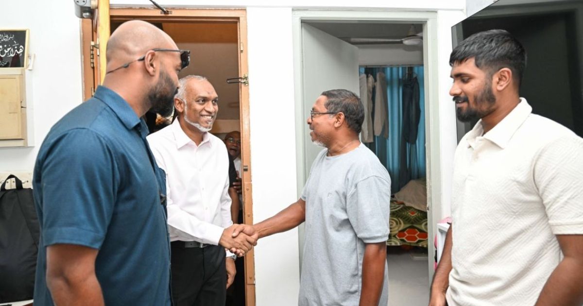 ޕީއެންސީގެ ކެމްޕޭން ވަރުގަދަކުރުމަށް ރައީސް މުއިއްޒު 'ދޮރުން ދޮރަށް'