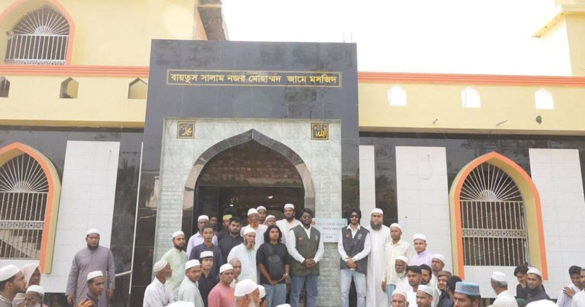 ޝެއިހް ފަރީދުގެ ނަމުގައި އެޅި މިސްކިތް ހުޅުވައިފި