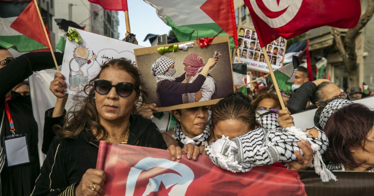 ދަރިވަރުން ނުކުމެ ތޫނިސްގެ ޔުނިވާސިޓީން އިސްރާއީލުގެ އުފެއްދުންތައް އުކާލައިފި