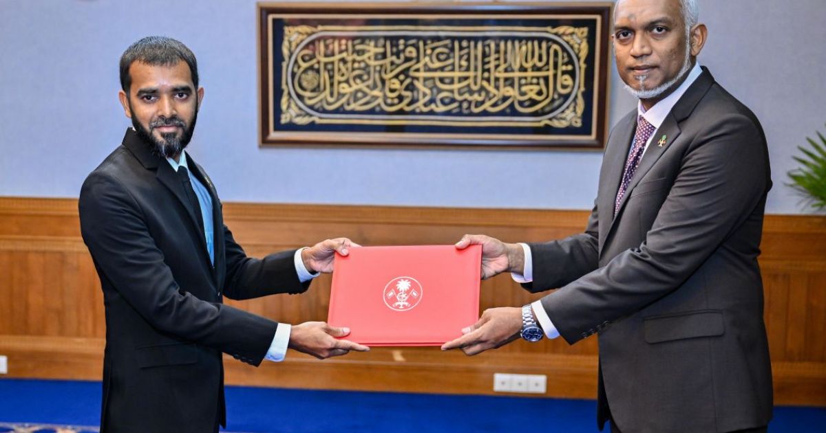 އިލެކްޝަންސް ކޮމިޝަނުގެ މެންބަރުކަމަށް ރިފްއަތު އައްޔަންކޮށްފި