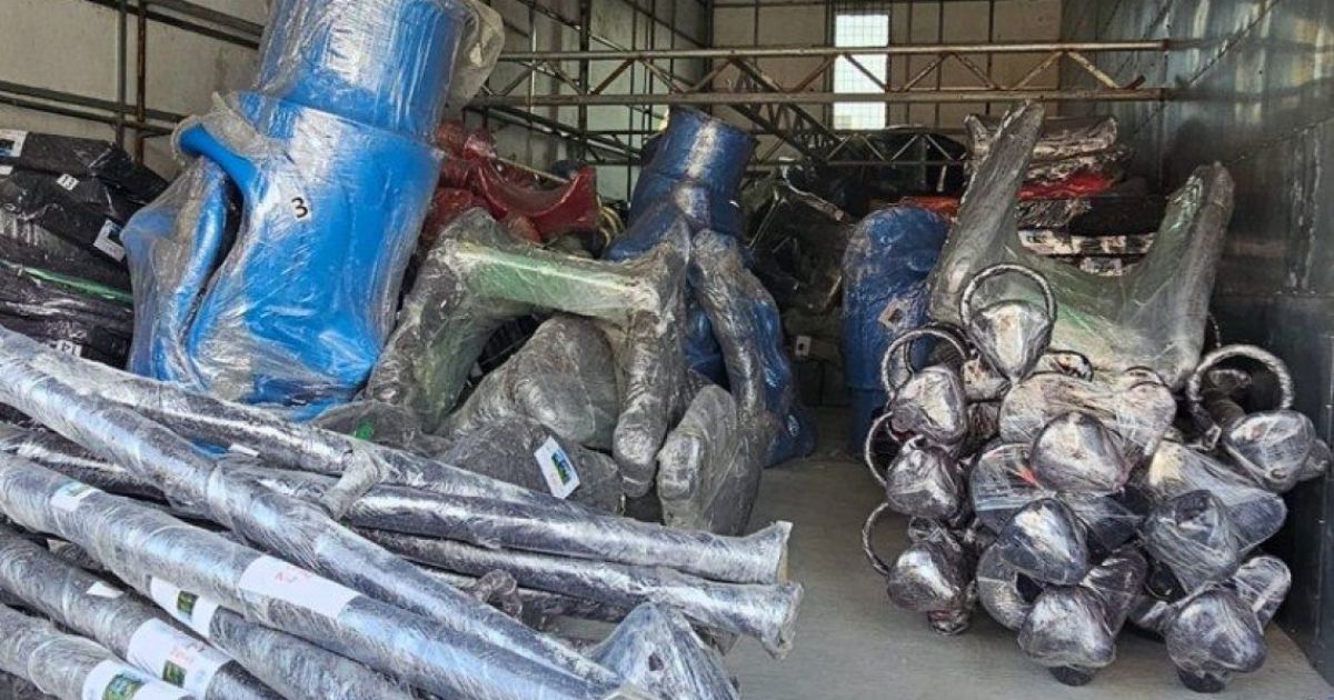 ސާދަ ރަށަކަށް ޕާކް ސެޓު ފޮނުވަން ފަށައިފި