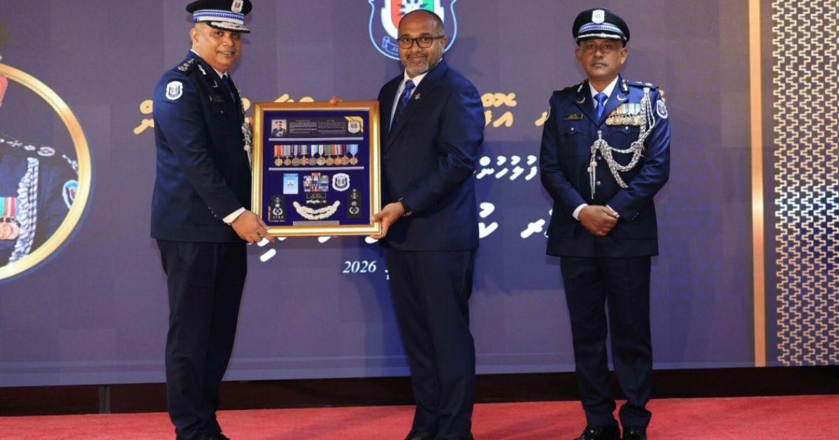 32 އަހަރަށްފަހު ރިޓަޔާ ކުރެއްވި ސީޕީ ނަވީންގެ ހިދުމަތުގެ އަގުވަޒަންކުރައްވައިފި