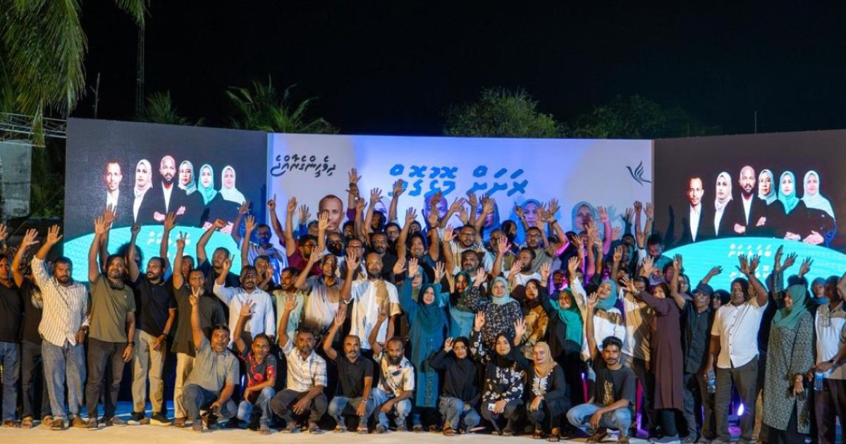 ކޮލަމާފުށިން ރައީސަް މުއިއްޒުއަށް އޮތް ތާއީދު ދައްކާލައިފި